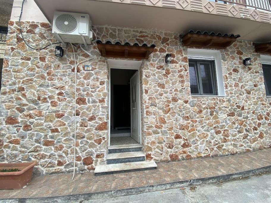 Stone House 48 M Leilighet Acharnes Eksteriør bilde